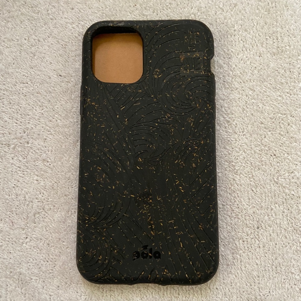 NWT Pela IPhone Case